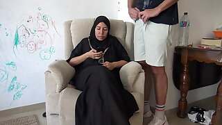 Arab milf gets big cumshot from gung-ho masturbating stepson